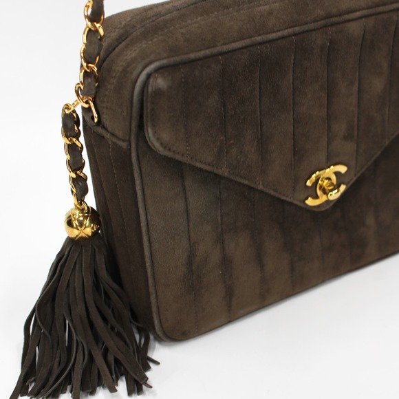 CHANEL Vertical Quilt Brown Suede Fringe Tassel Camera Bag CC Turnlock Crossbody - Picture 4 of 11